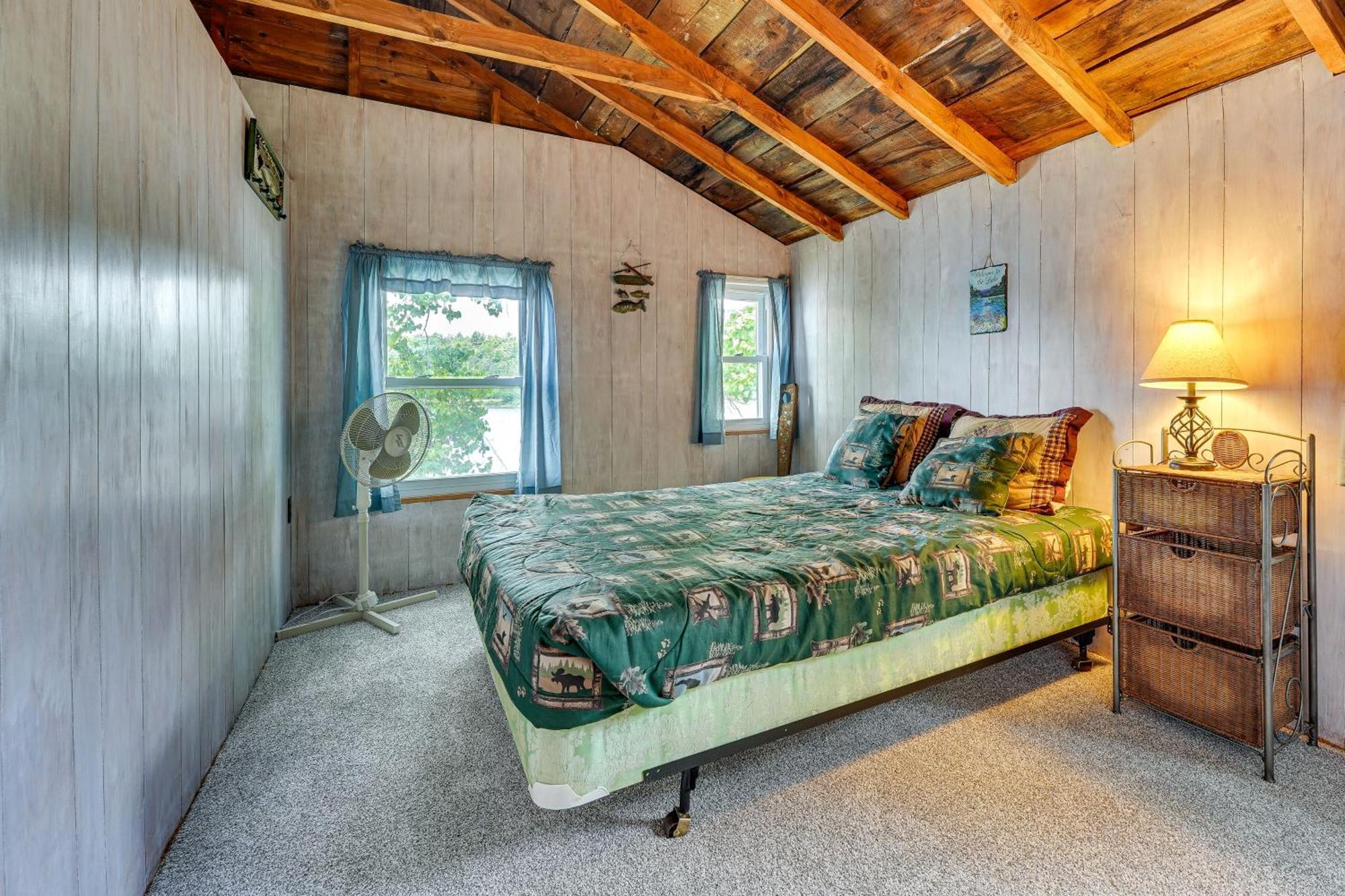 Waterfront Home On Lake Champlain With Dock And Kayaks Orwell Esterno foto